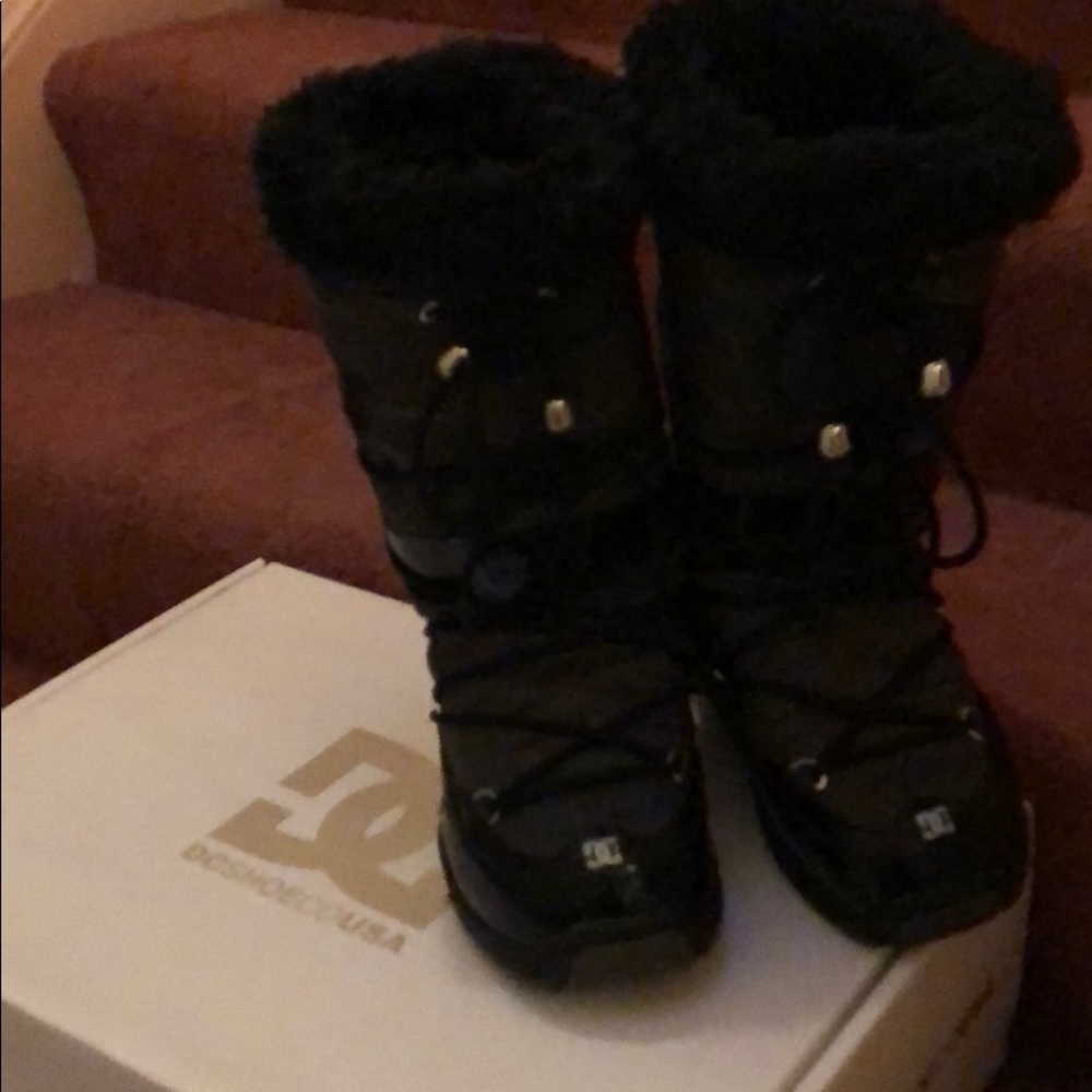 Snow boot